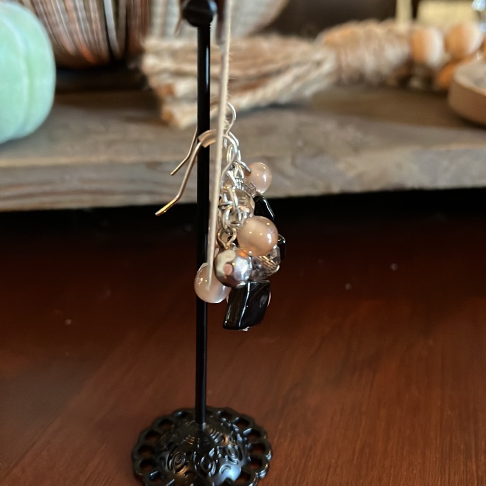 NWT Ruby Rd. Beaded Dangle Earrings - Picture 5 of 8